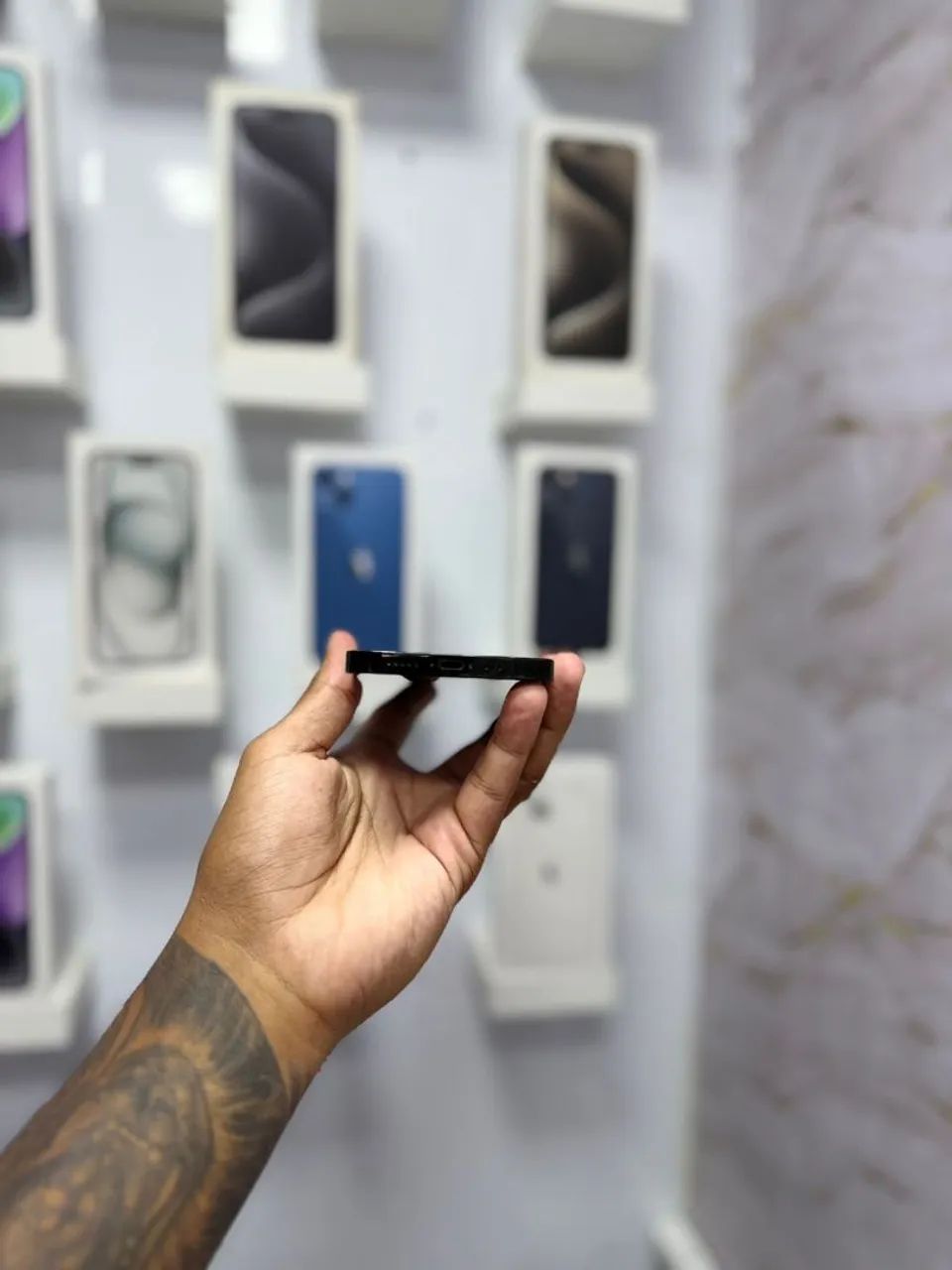 IPHONE 14 PRO 256GB PRETO<br>R$ 3.699,00 - Foto 3
