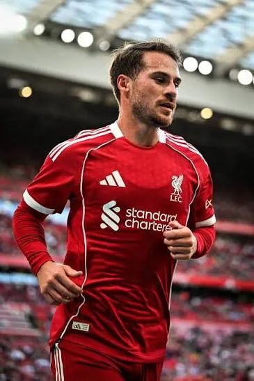 Camisa de time - Barcelona, Liverpool, Vasco - Foto 2