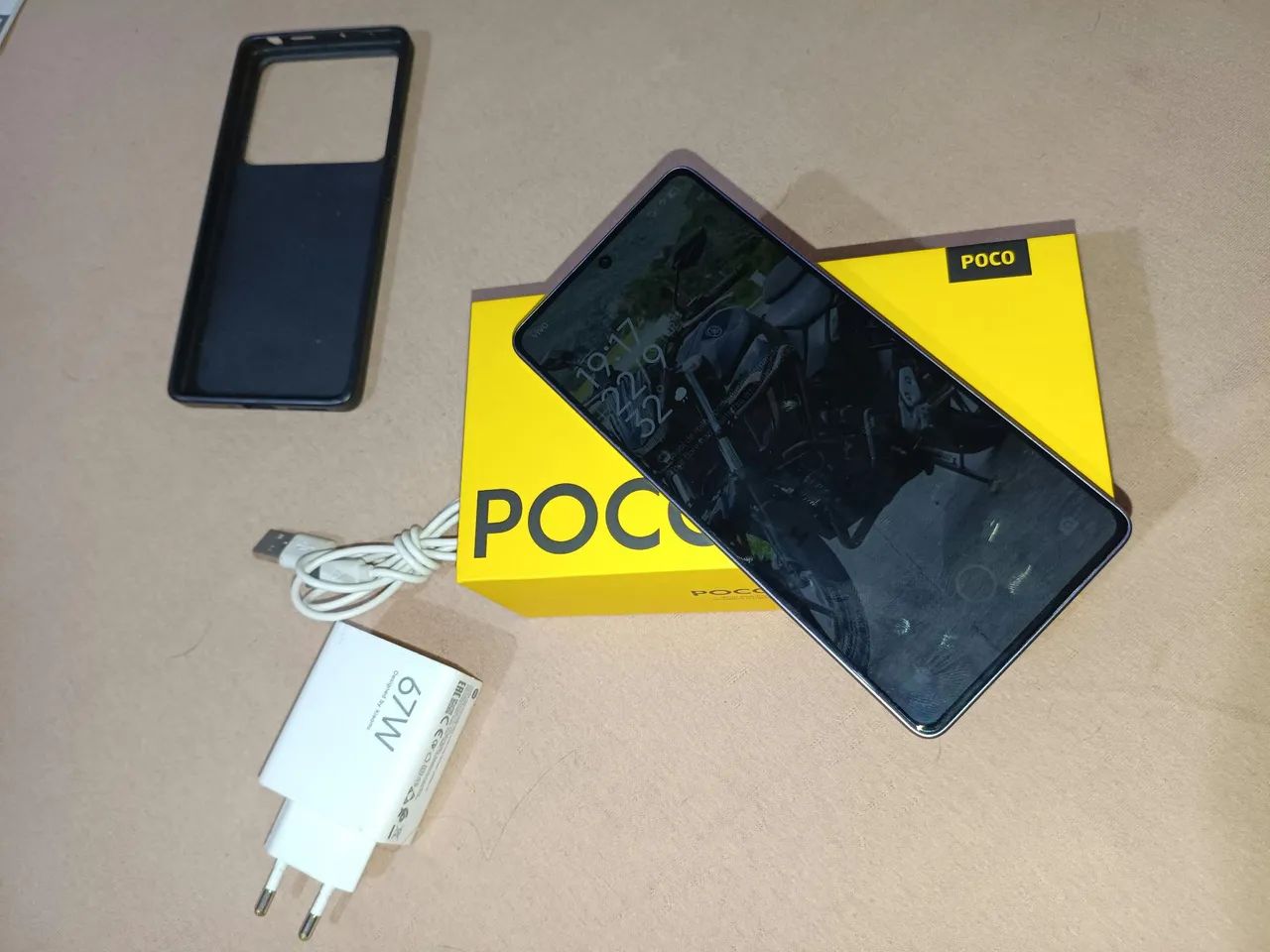 POCO M6 Pro (usado) 8 RAM 256 Gigas de memória  - Foto 3