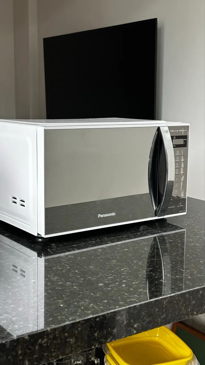 Microondas 220v - Panasonic NOVO