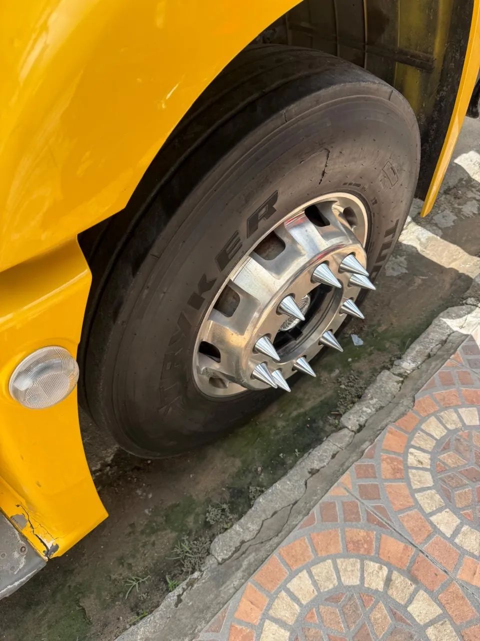Volkswagen 24 250 caçamba - Foto 2