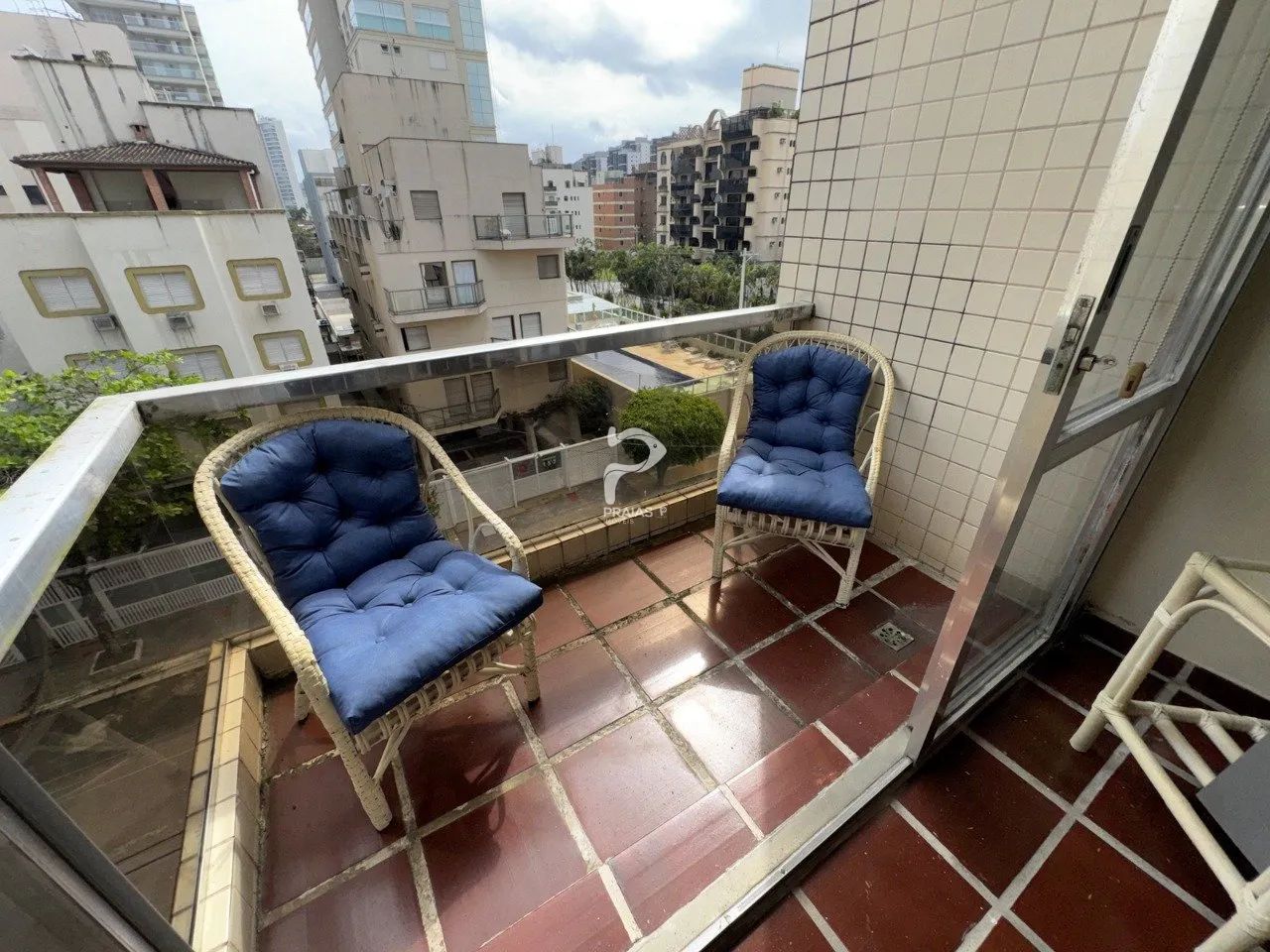 Apartamento com varanda, 2 dormitórios, Enseada, Guarujá - Foto 2