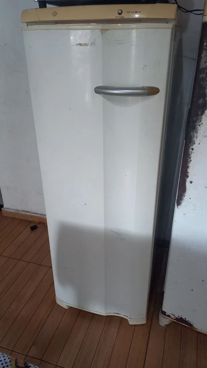 Vendo freezer e estufa juntos  - Foto 2