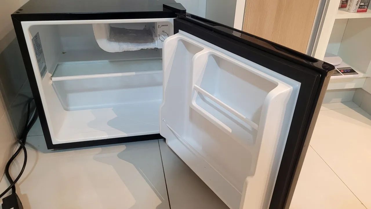 Frigobar 40L Midea - Foto 4
