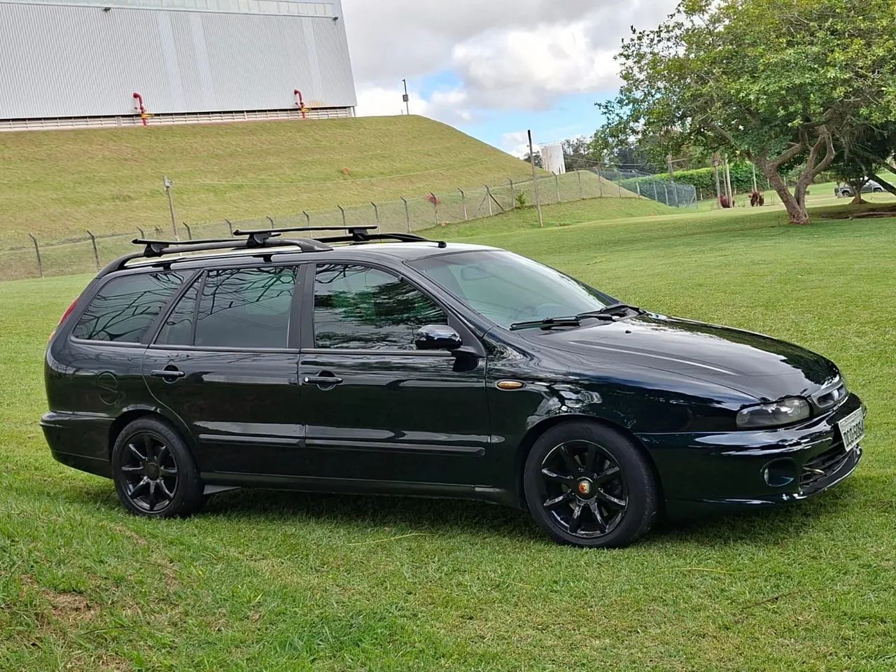 Fiat Marea Weekend HLX 2.4 MPI 20V 4P Mec. 2001 - Foto 2