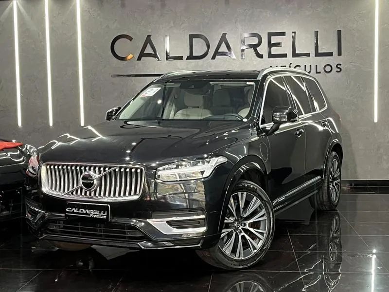 Volvo Xc XC 90 D-5 MOMENTUM 2.0 235cv Diesel 5p 2021