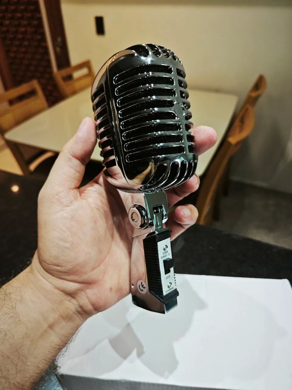 Microfone Retrô sem logo 
