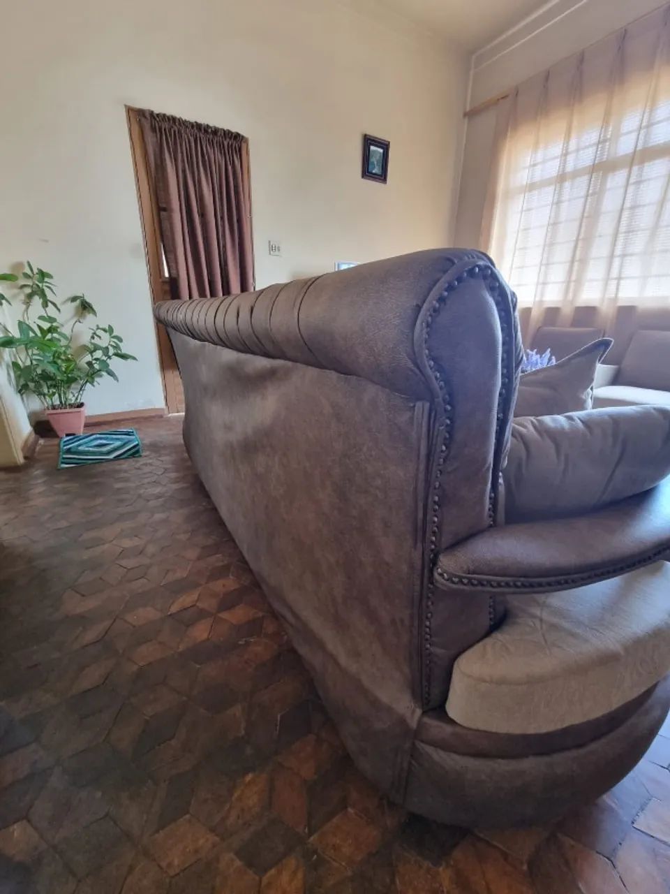 Jogo de sofa + 2 poltronas Vintage Capitonê anos 70 - Luxo Rustico e Reliquia - Foto 3