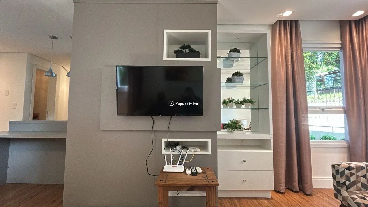 Belíssimo apartamento no centro, mobiliado - Foto 2