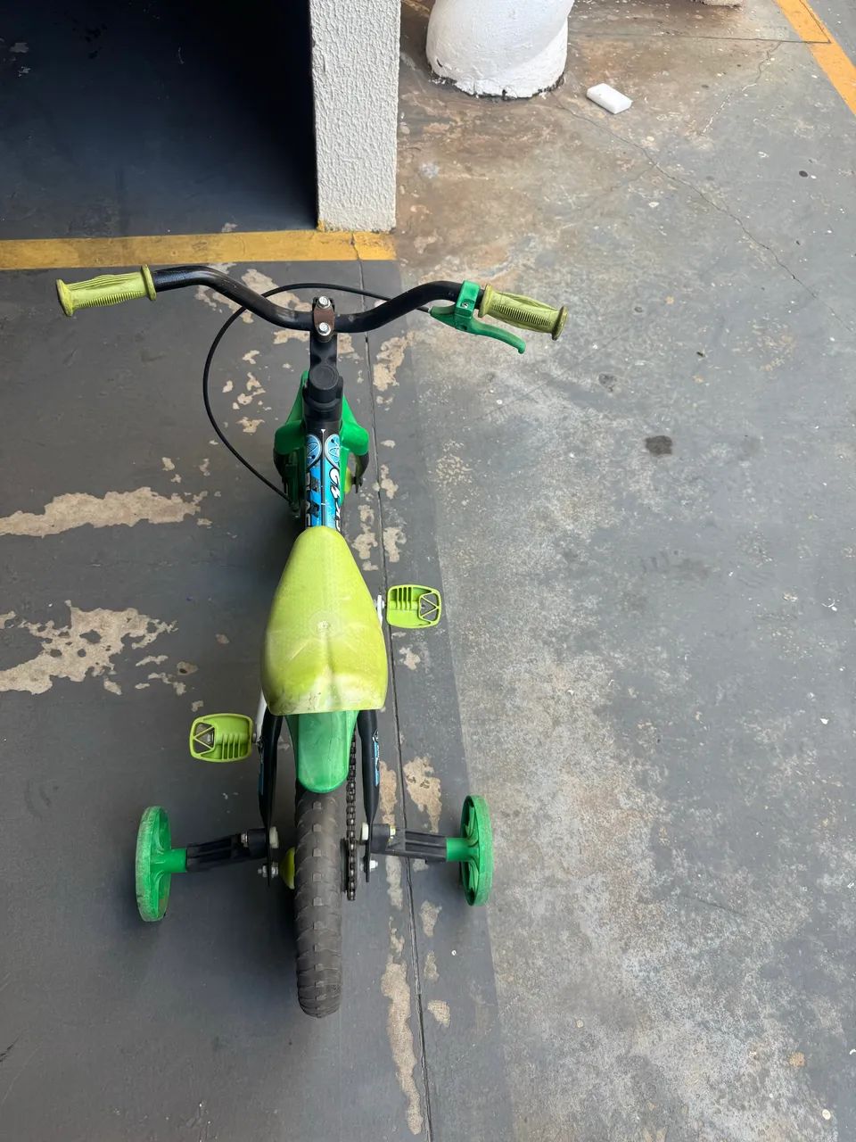Bicicleta verde infantil - Foto 5