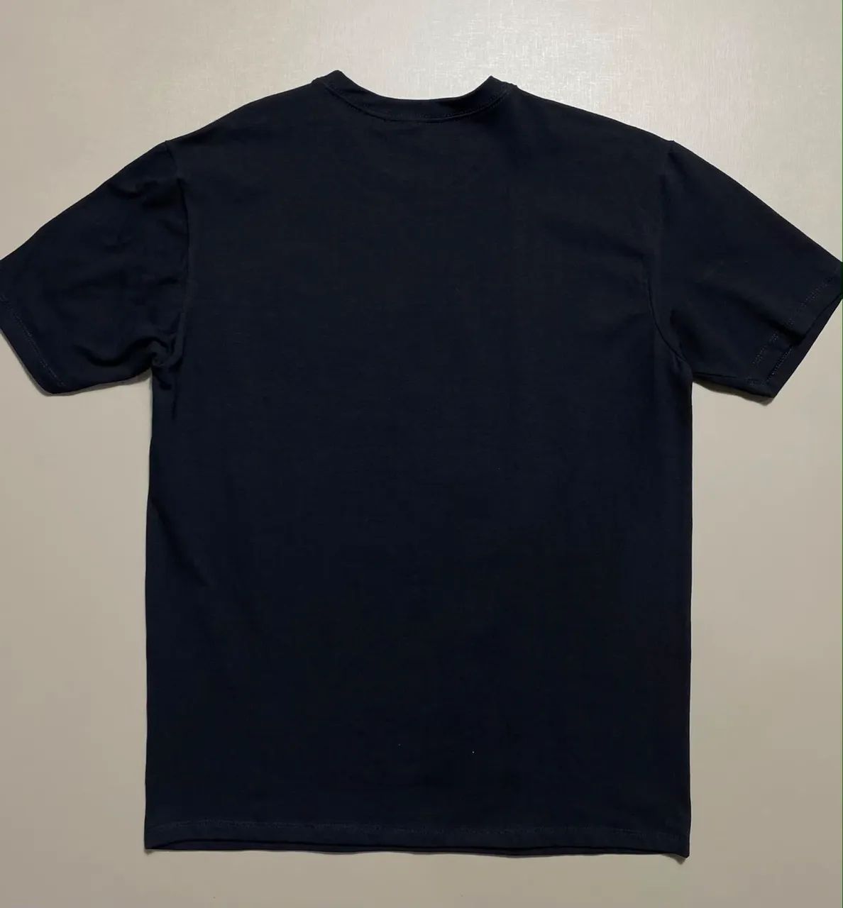 Camiseta Preta Logo Branco - Foto 5