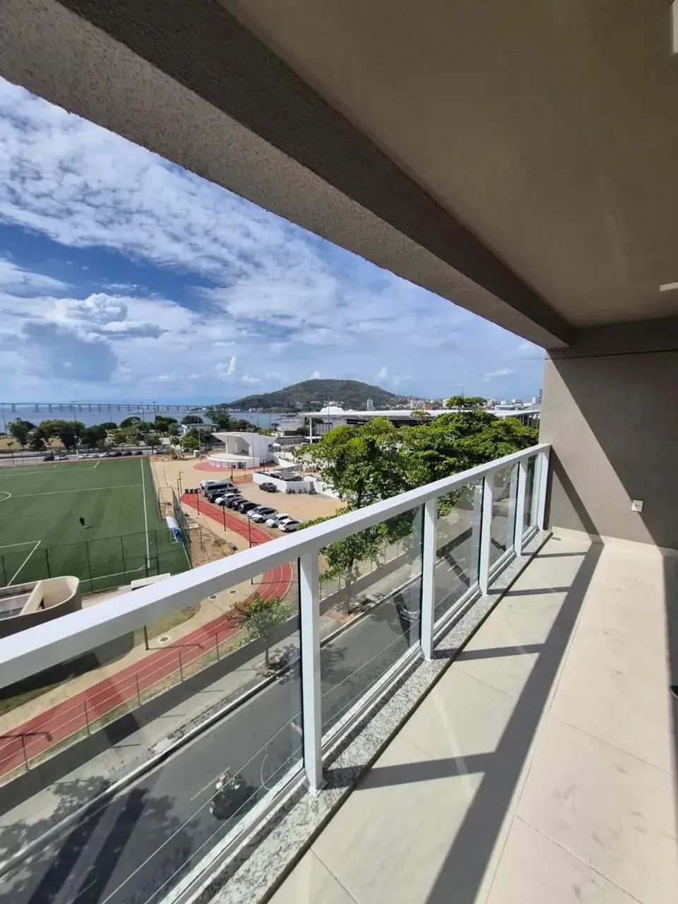 Apartamento à venda | 84m l 2 quartos - Andar alto | Excelente localização - Foto 2