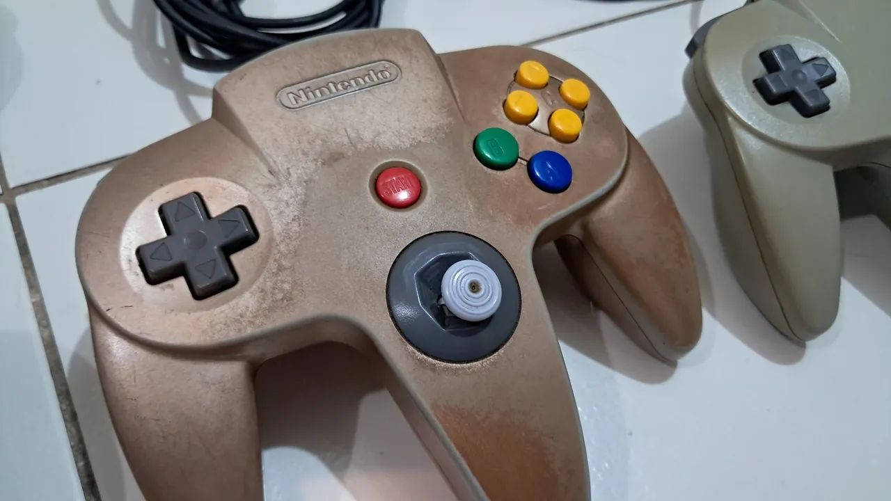 3 controles de Nintendo 64 - Foto 3