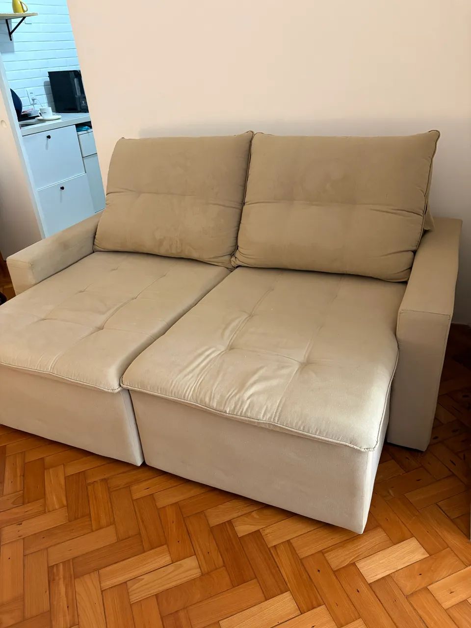 Sofá retrátil 2 lugares marca Tok Stok - Foto 3