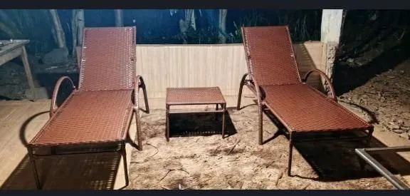 Conjunto de Espreguiçadeiras com mesa de centro pronto entrega  - Foto 3