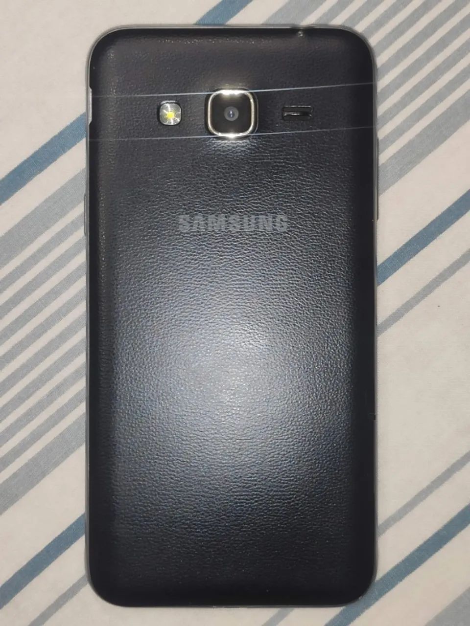 Smartphone Samsung Galaxy J3 2016 SM-J320M - Foto 4