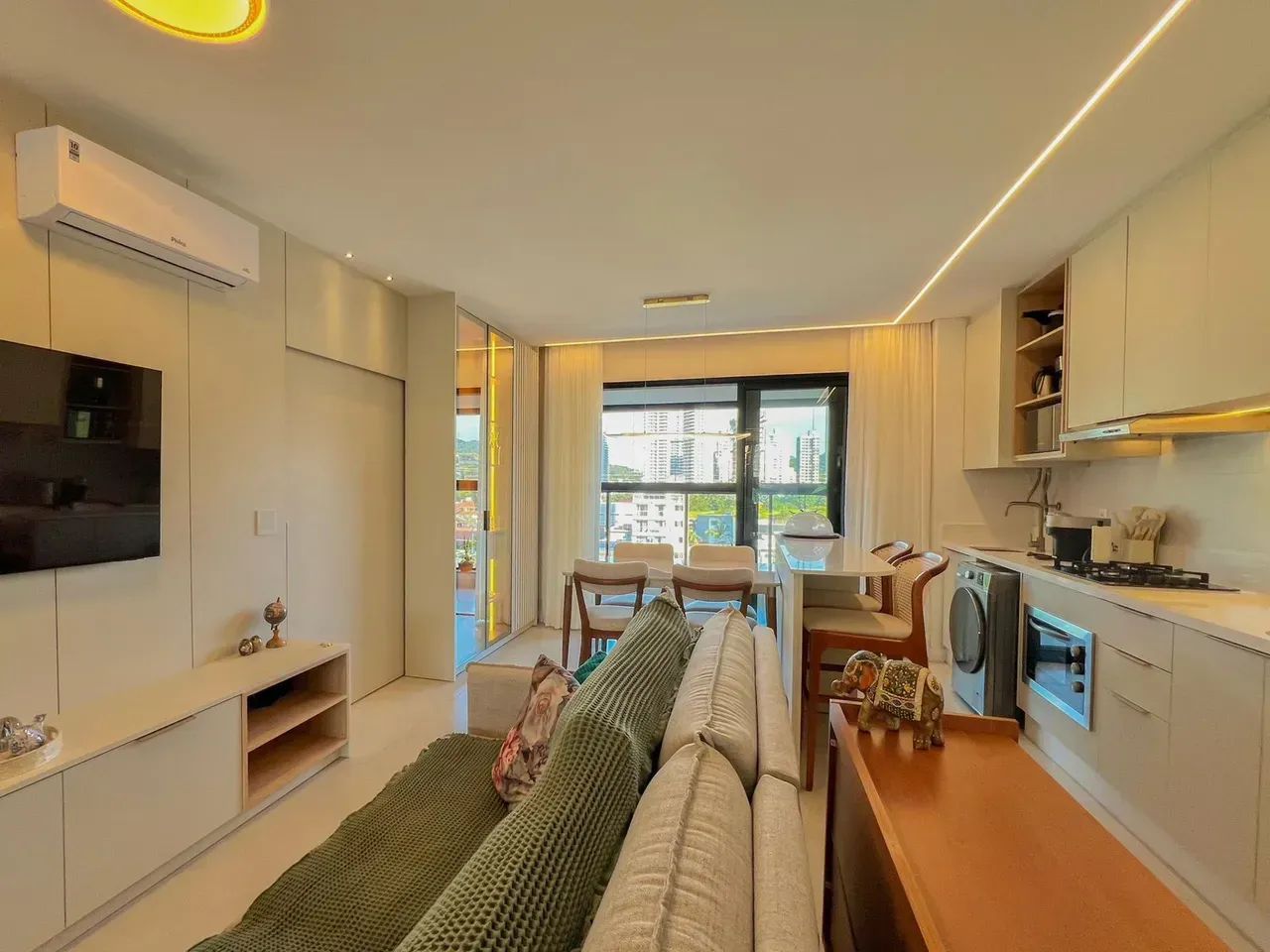 Apartamento para Locação no Edifício Brava Breeze  Praia Brava