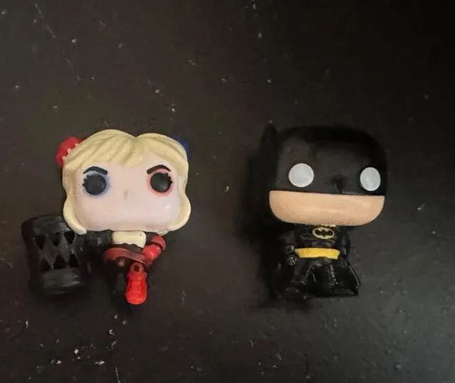 mini funko pop kinder joy dc importados (desapego) - Foto 5