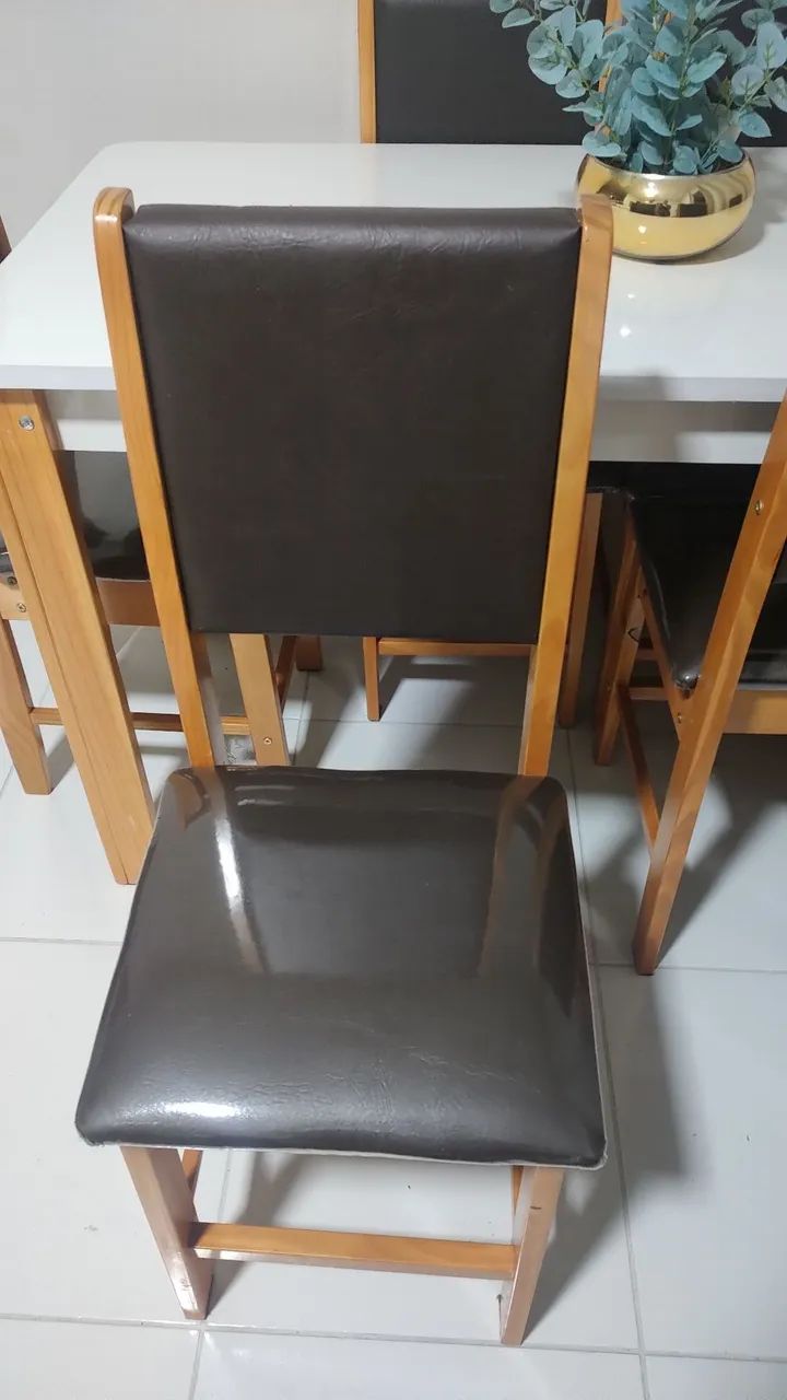 Mesa com 6 cadeiras  - Foto 5