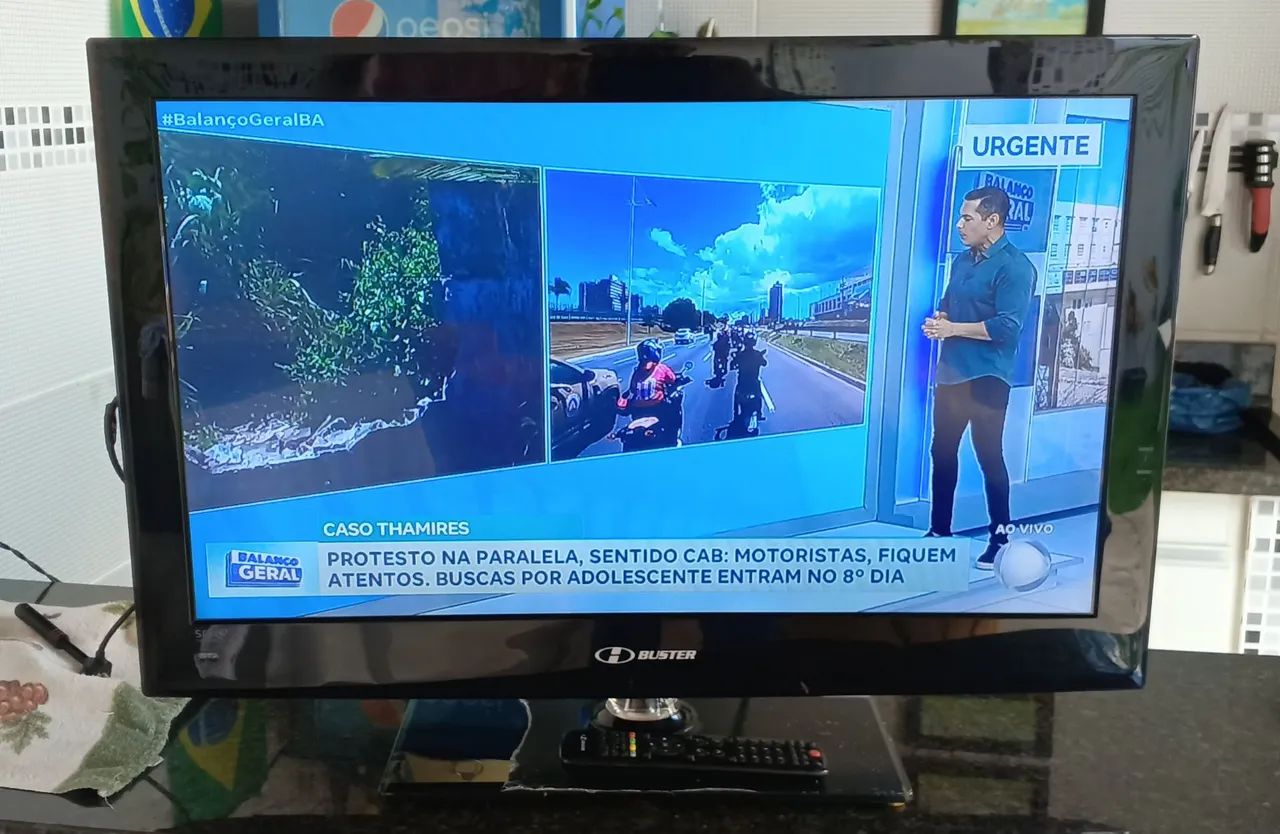 Tv 32 H Buster - "NÃO É SMART "