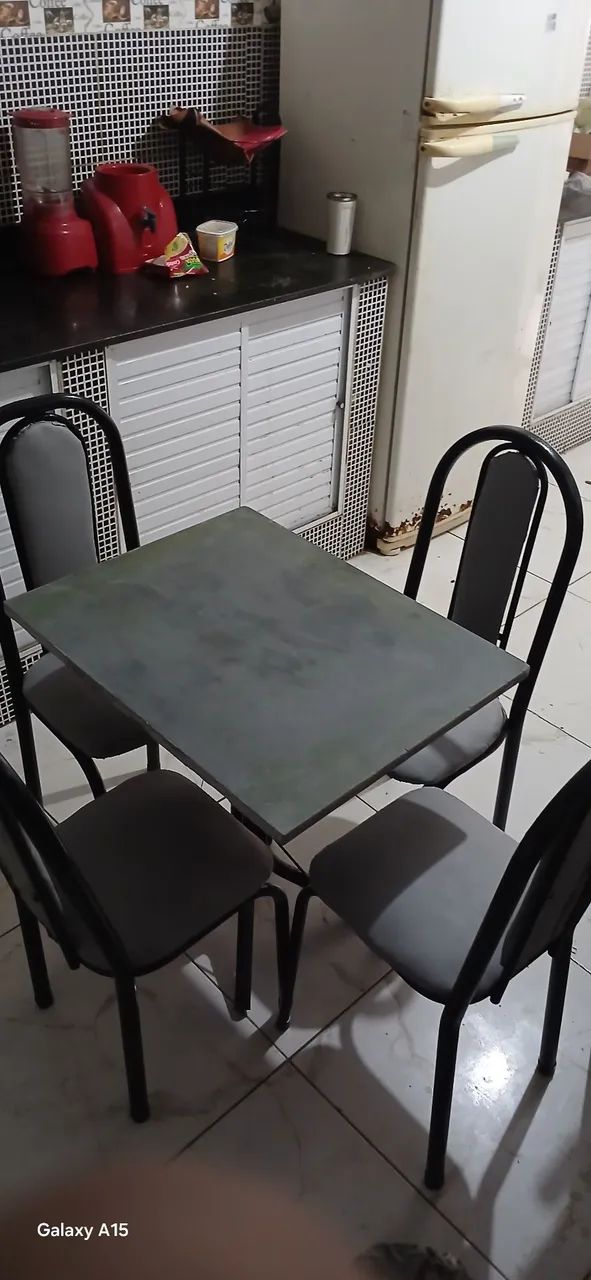 Mesa de mármore 