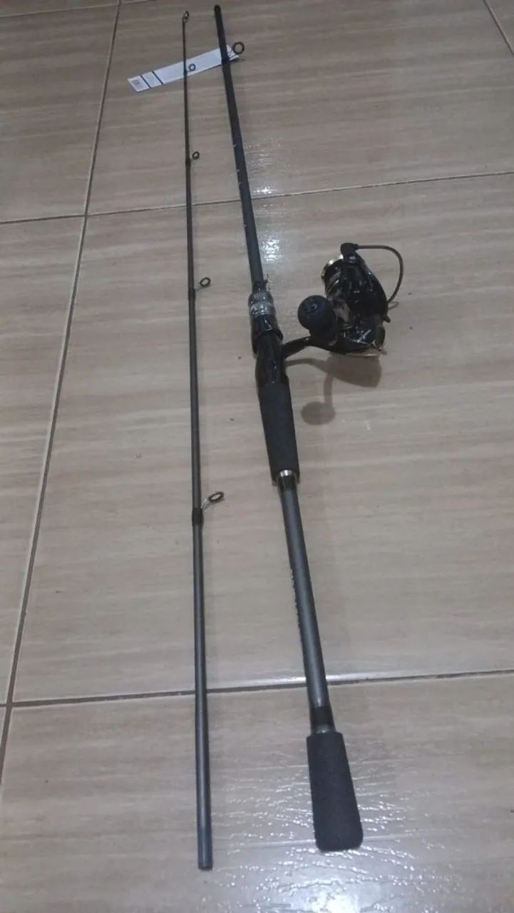 Vara de pesca com molinete - Foto 2