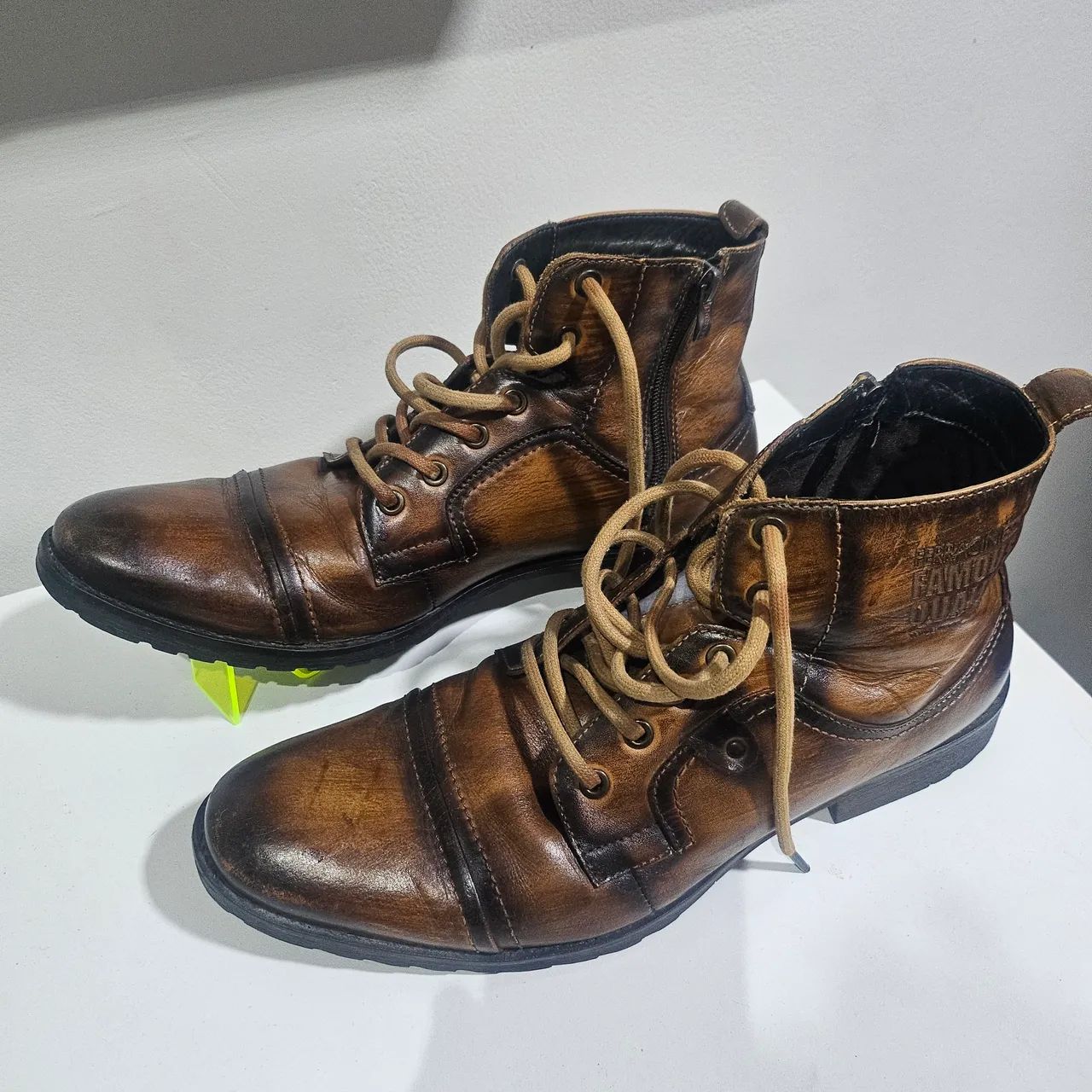 Bota Ferracini de Couro Original
