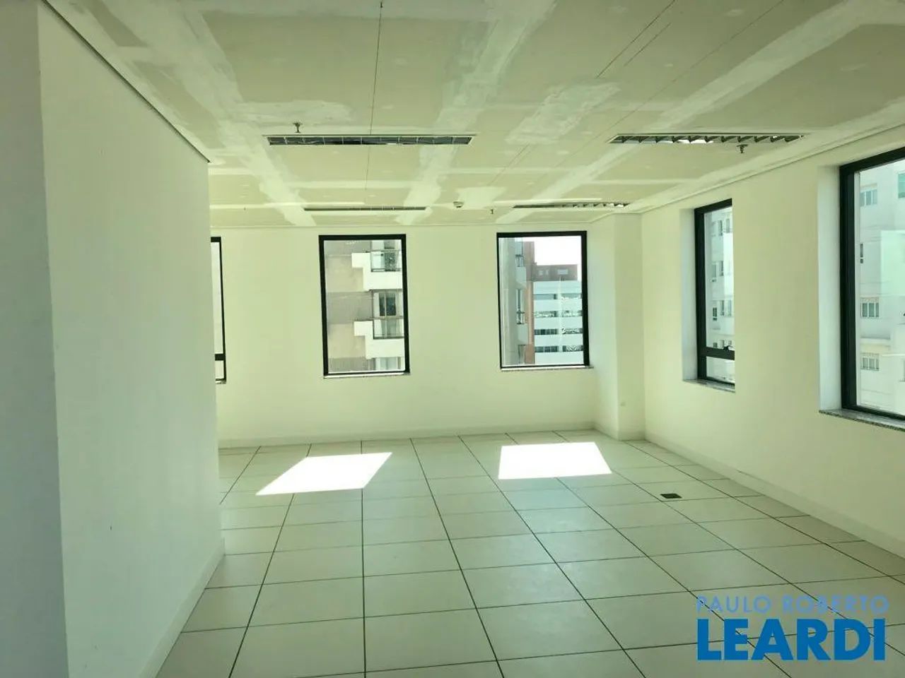 CONJ. COMERCIAL - ALPHAVILLE - SP - Foto 3
