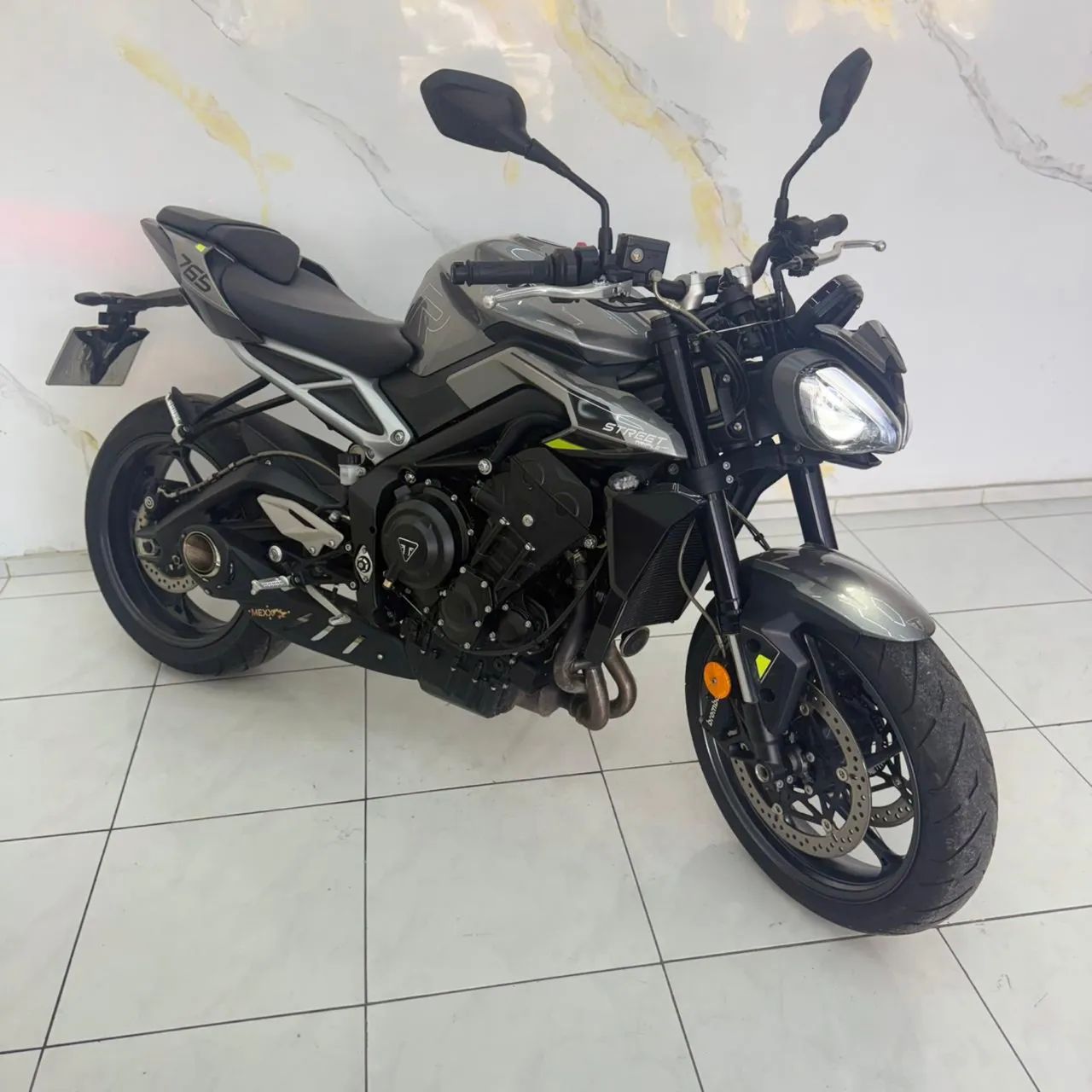 Triumph Triple 765 R 2024 - 1523394102 | OLX