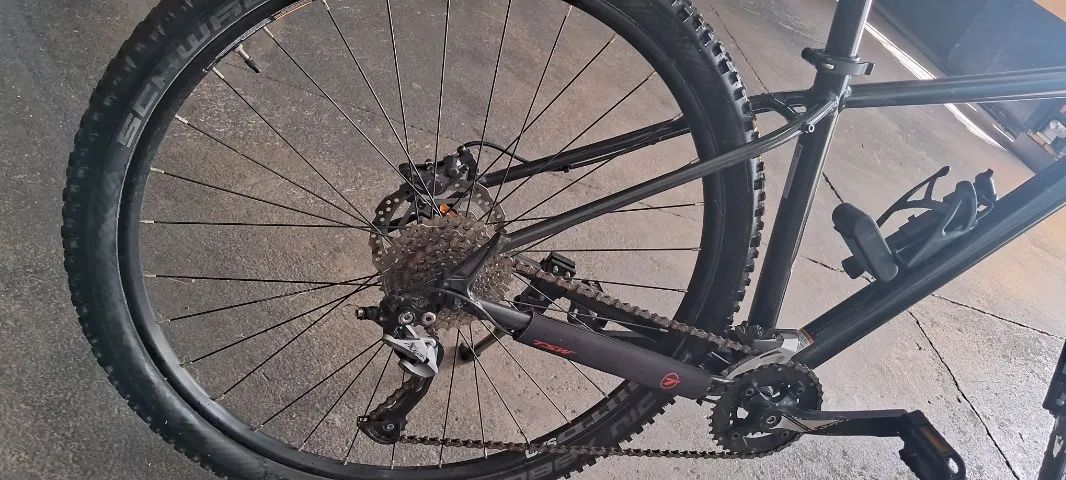 Bike cannondale trail 5 aro 29 importada - Foto 3