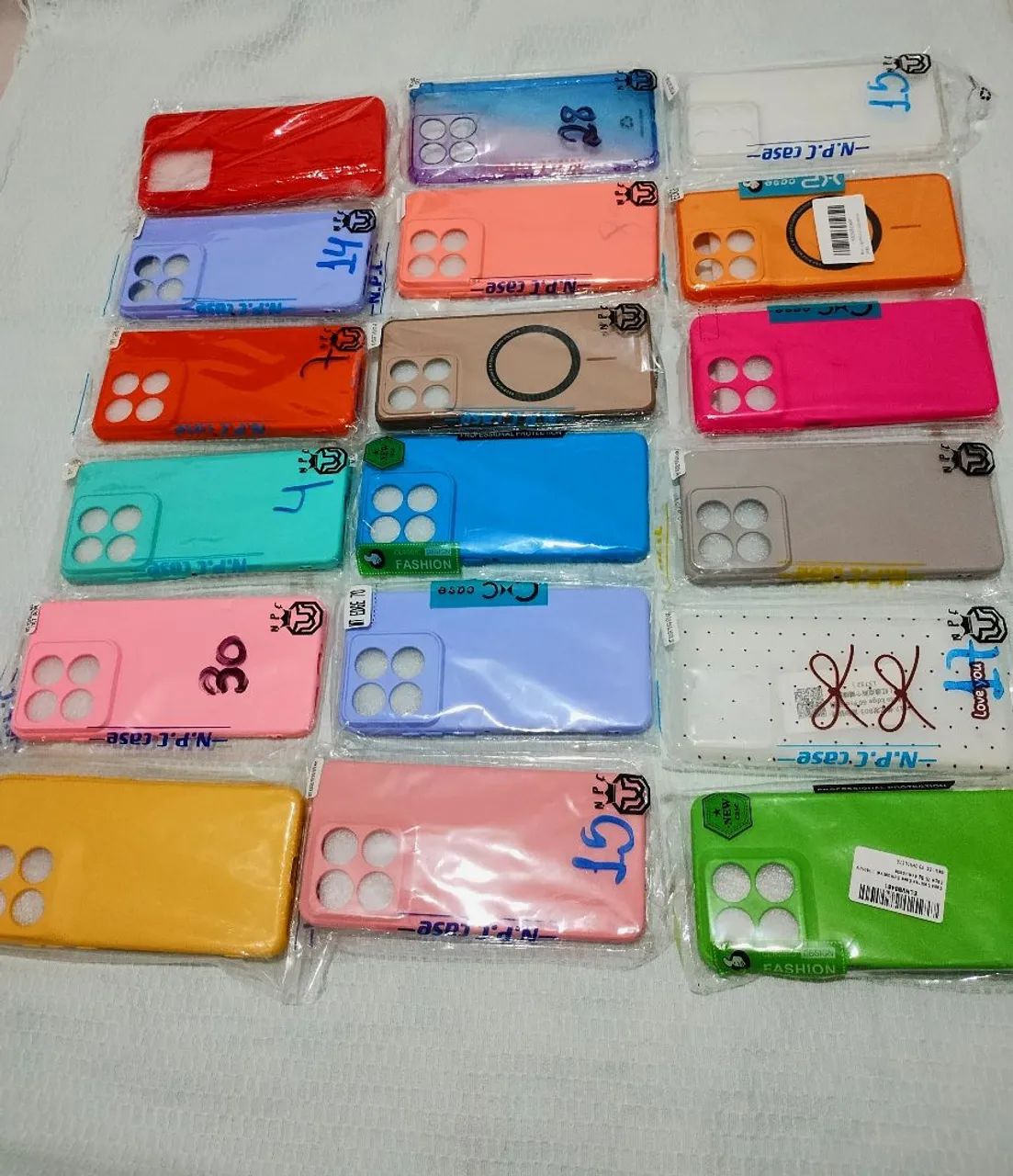 Kit com 20 capas Motorola Edge 70 - Foto 2