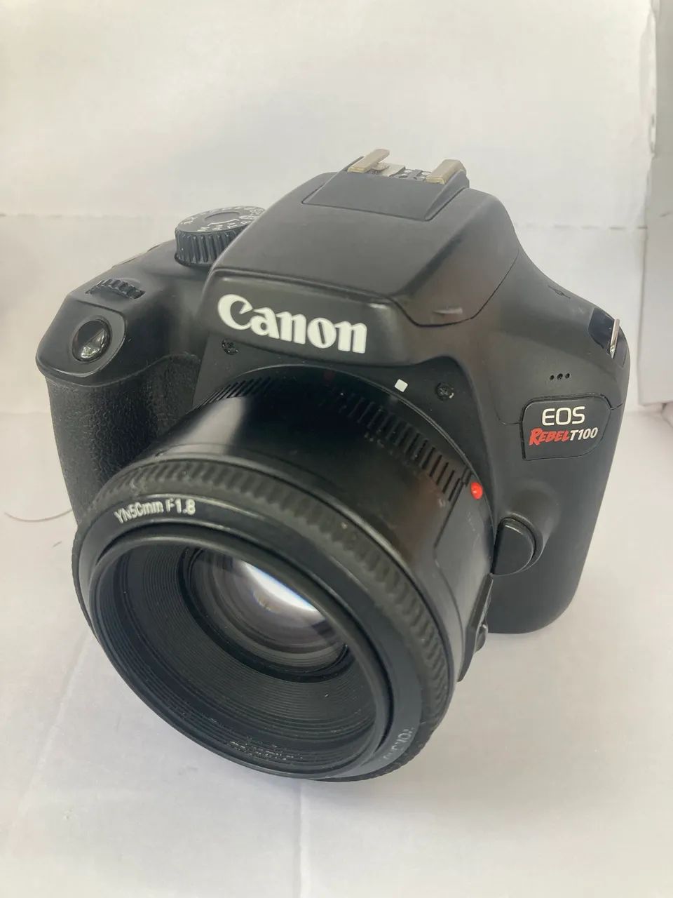 Câmera Canon EOS T100 - apenas 19k cliques + 50mm