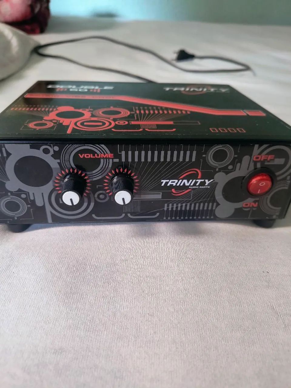 Amplificador de mesa trinity - Foto 2