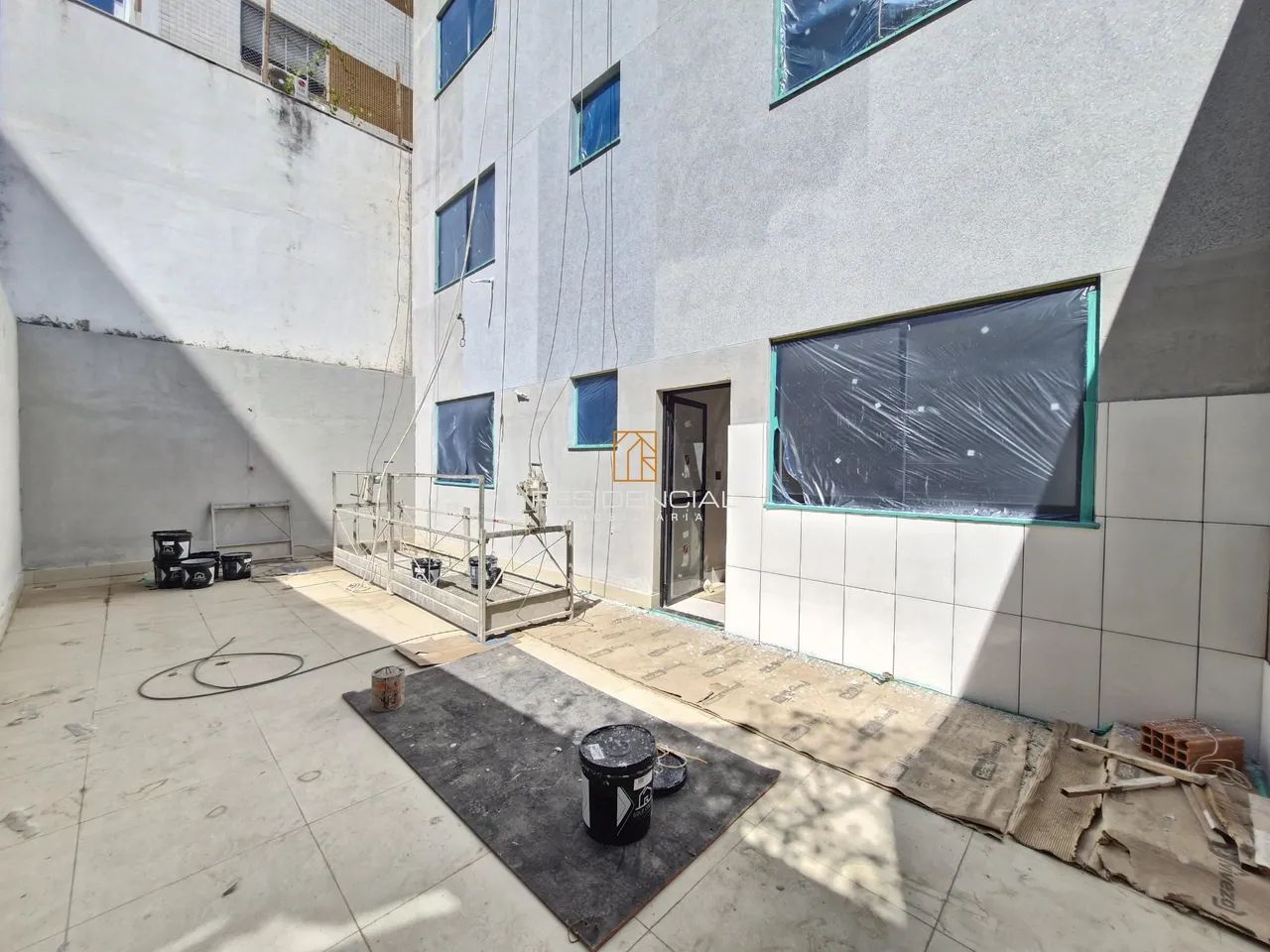 APARTAMENTO COM ÁREA PRIVATIVA À VENDA  BAIRRO SIDIL - Foto 2