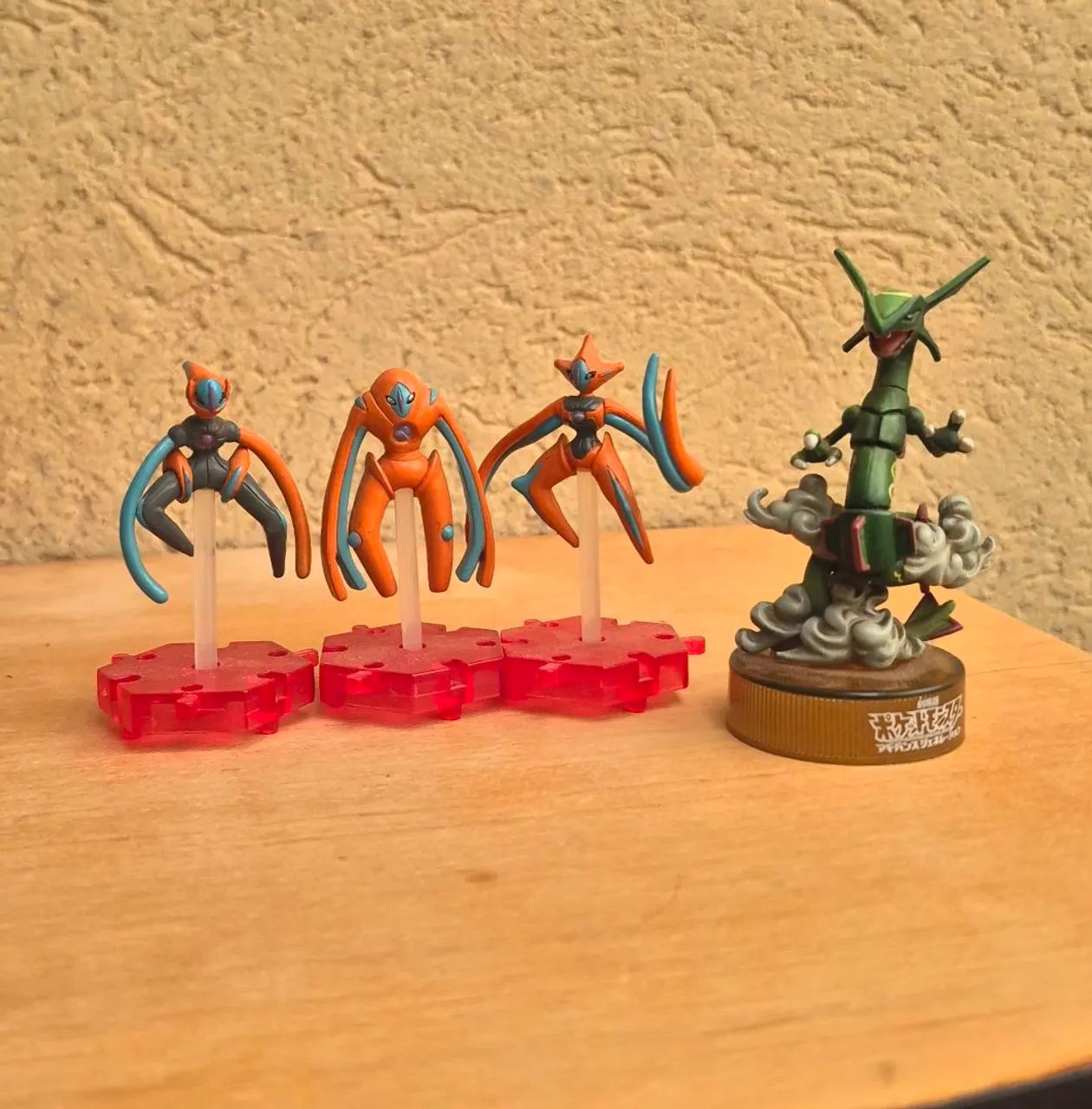 Rayquaza + Deoxys action figures - Foto 3