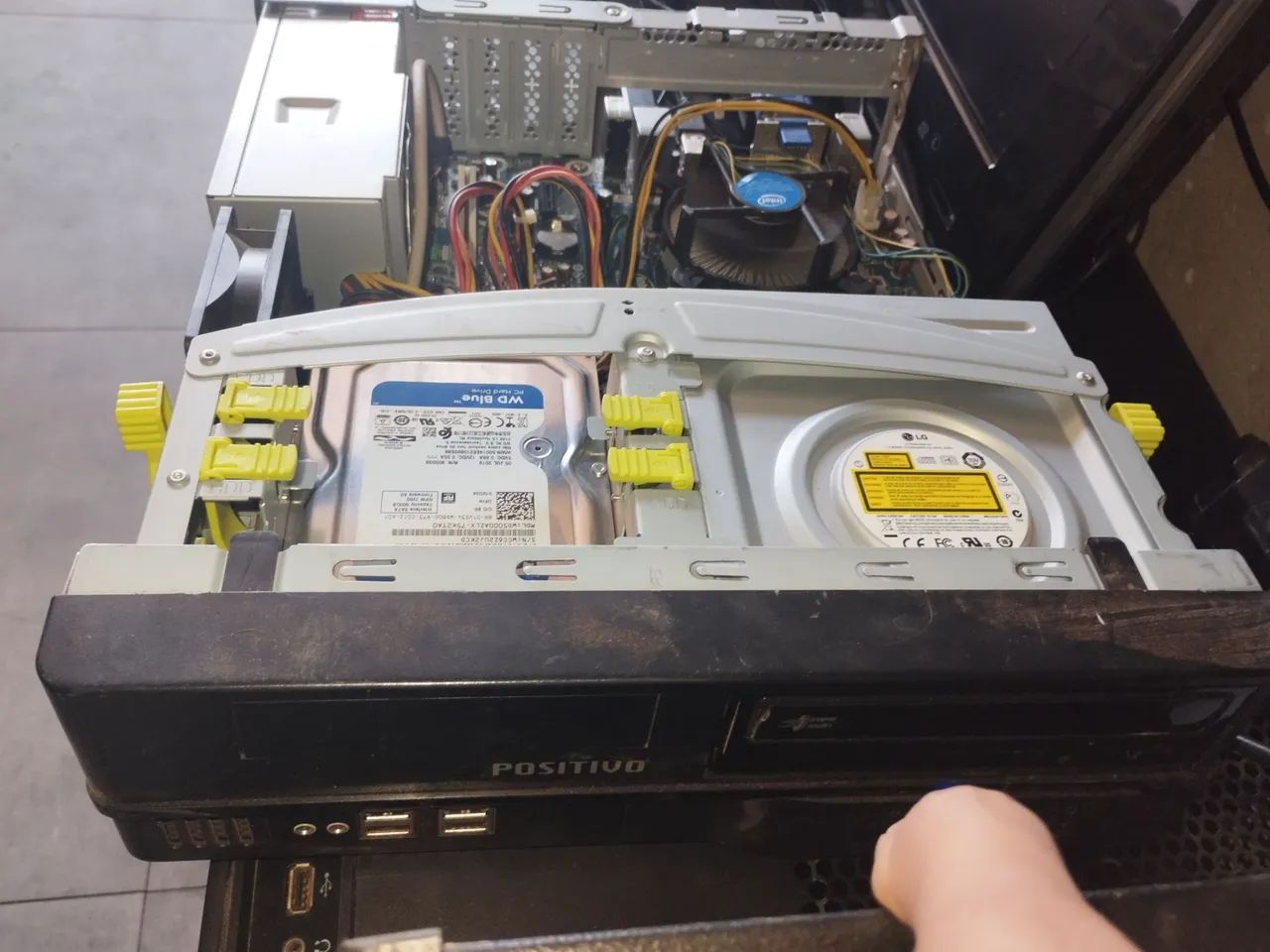 Core i5 4gb gabinete  - Foto 3
