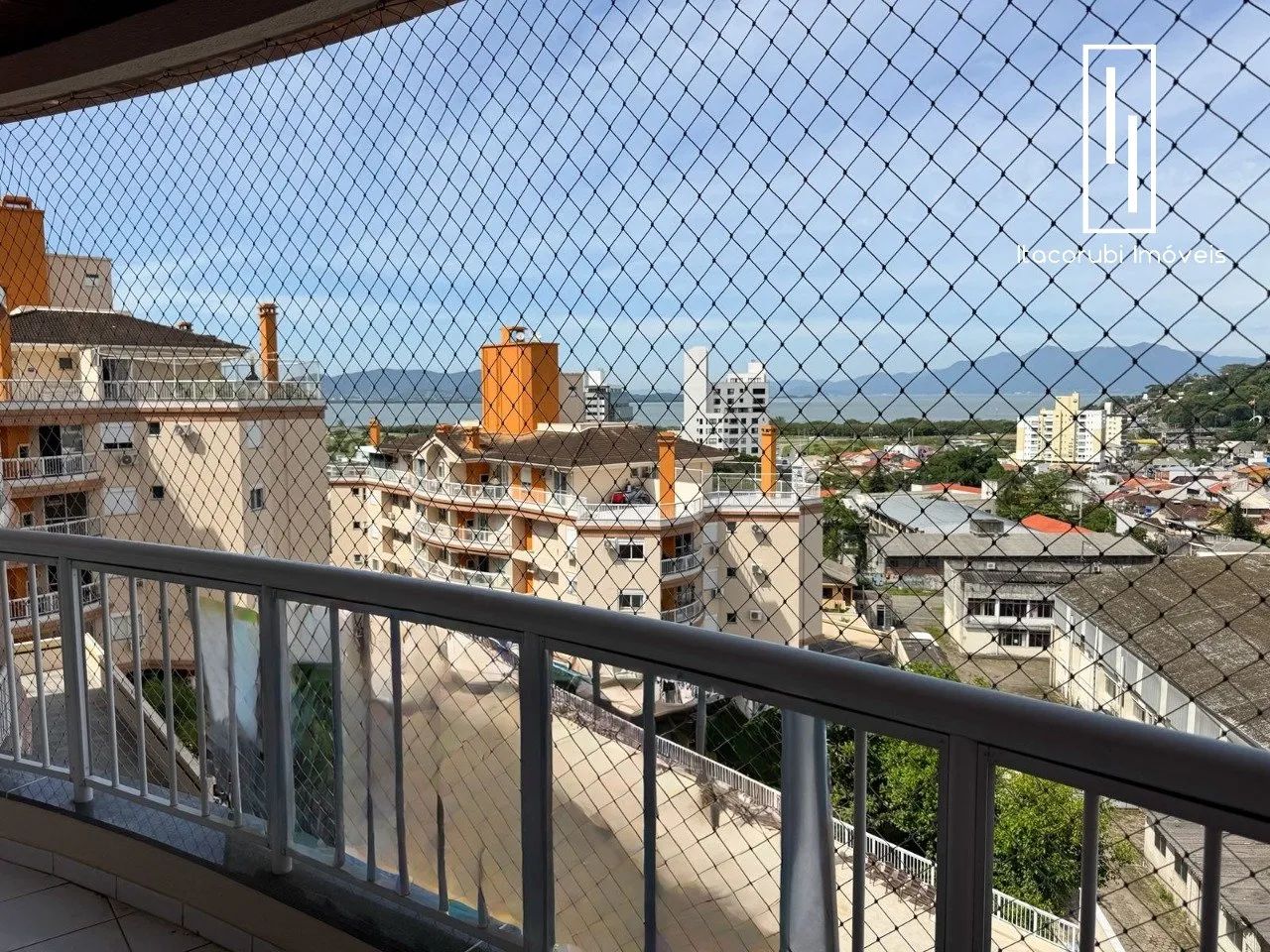 Amplo apartamento com vista para o mar! - Foto 4
