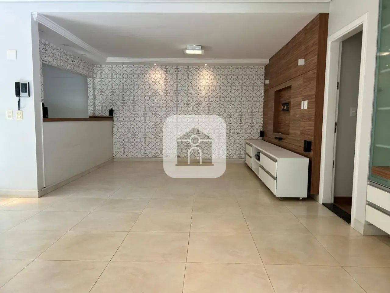 Casa com 270m² para locação no bairro Patrimônio