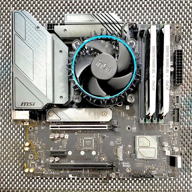 i5-12400FとB660M BAZOOKA他 Kit Placa-mãe Msi B660M Bazooka 1700 + Core i5-12400F + 16Gb