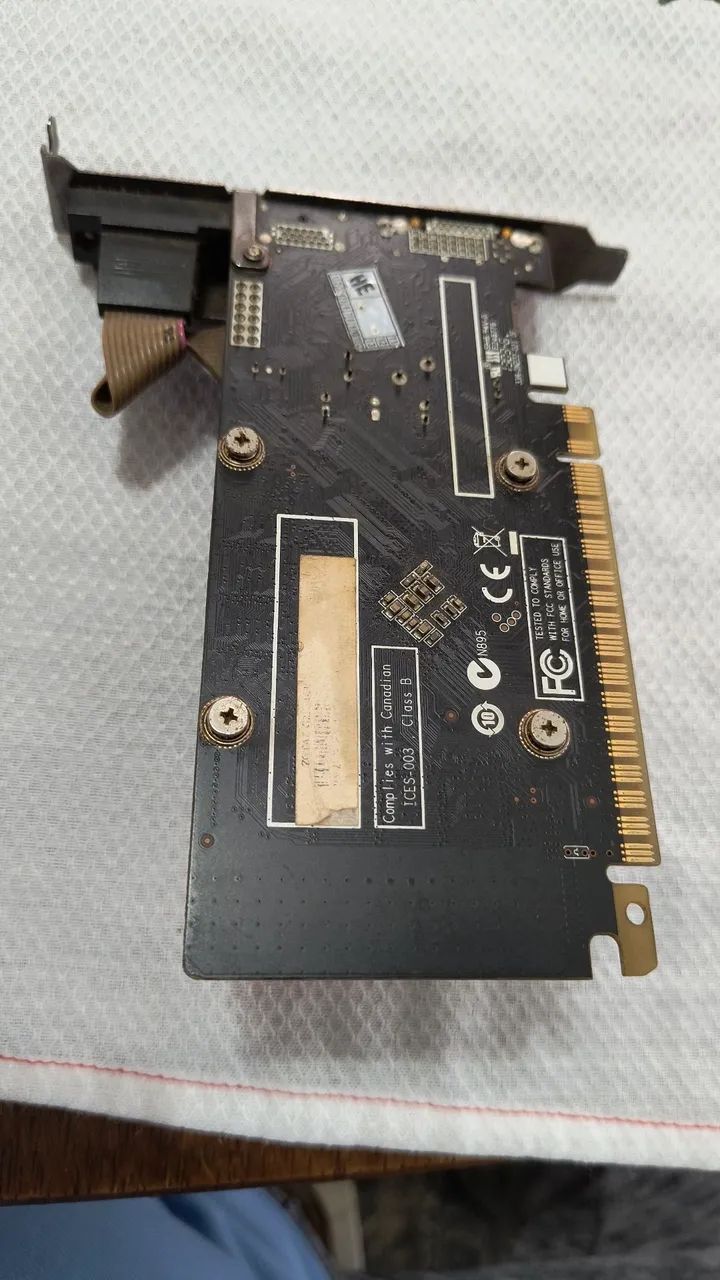Placa de vídeo Gforce n210 - Foto 2