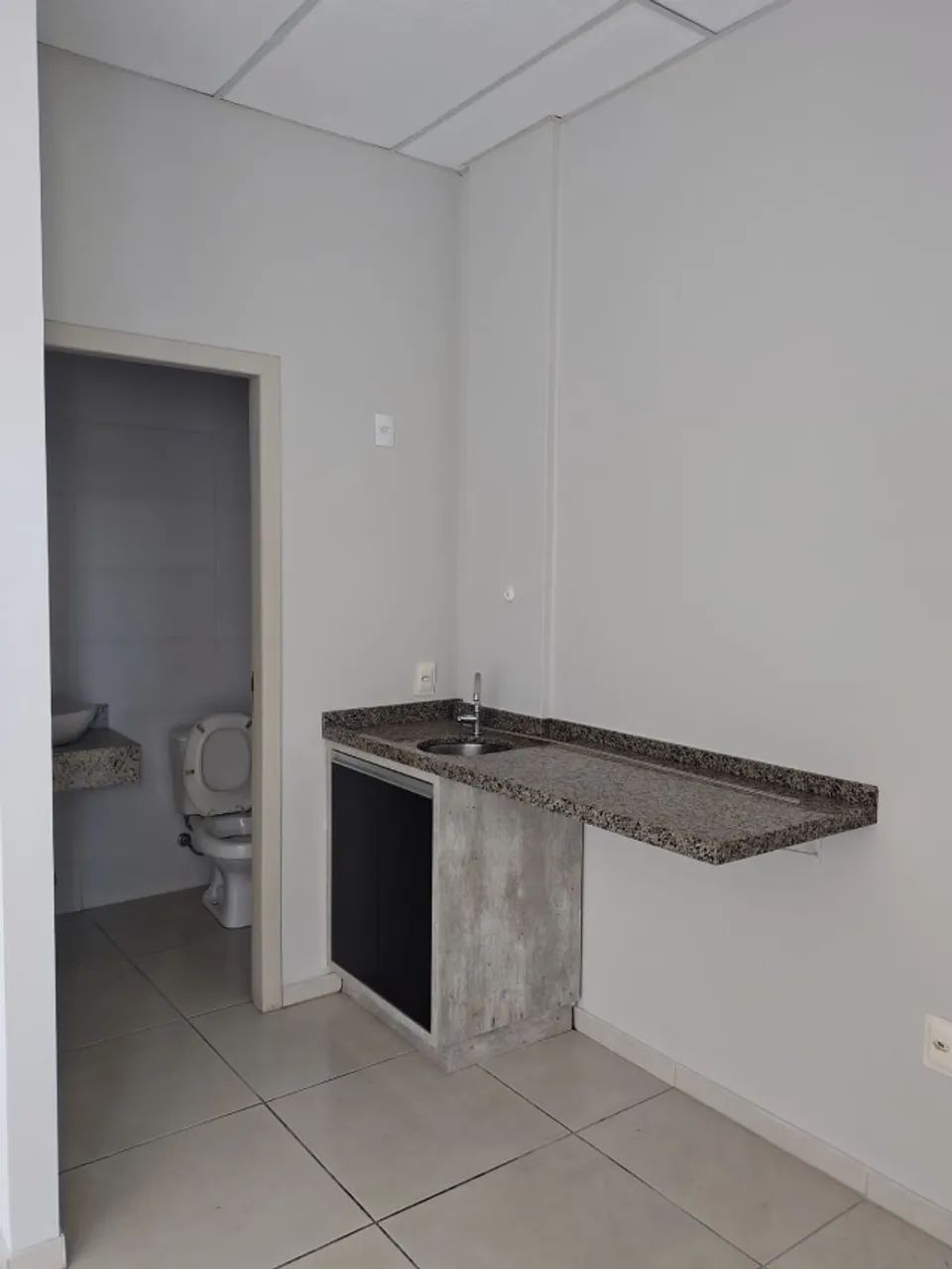 ALUGO  Sala  Centro Comercial em Ingleses do Rio Vermelho - Foto 5