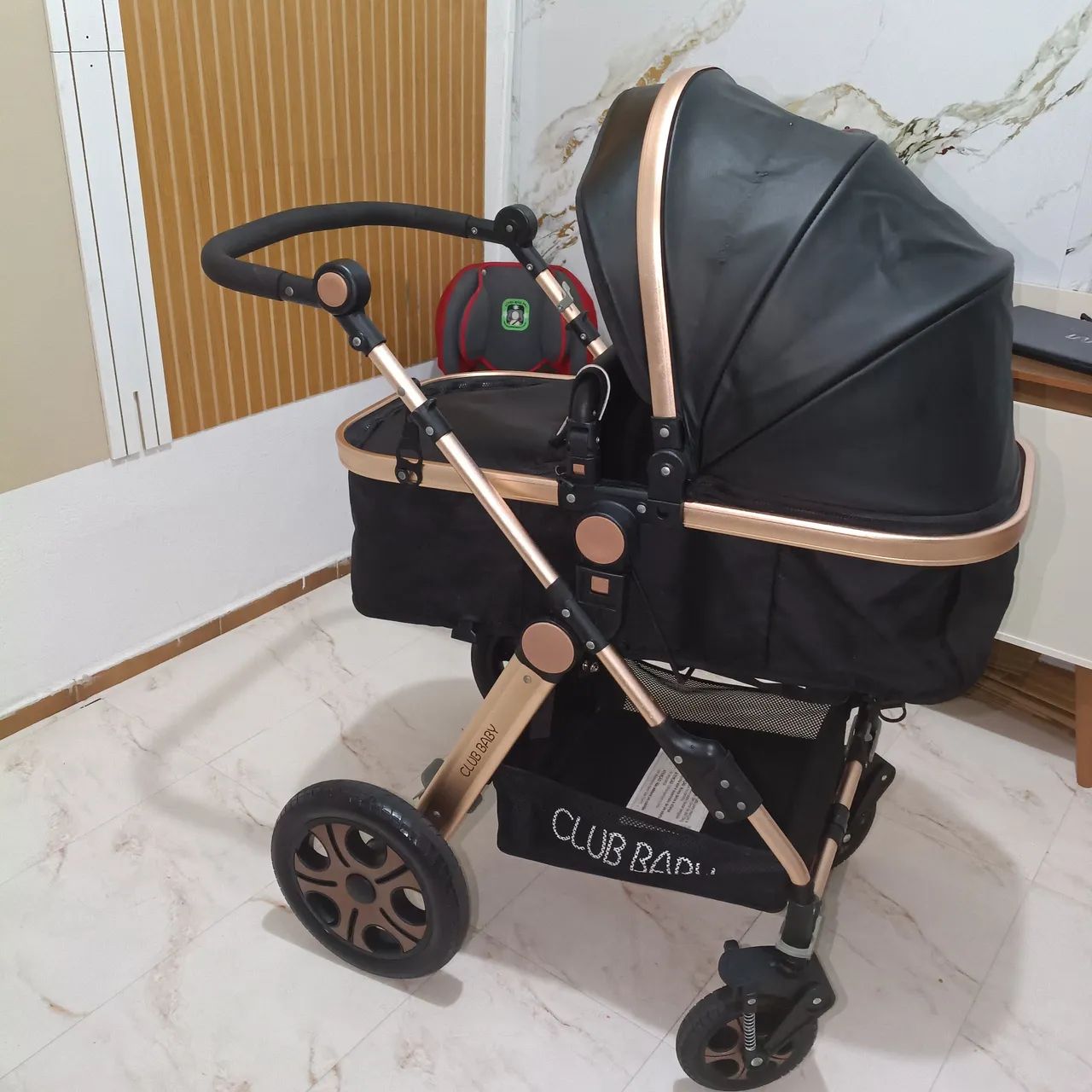 CARRINHO DE BEBE EUROPEU 