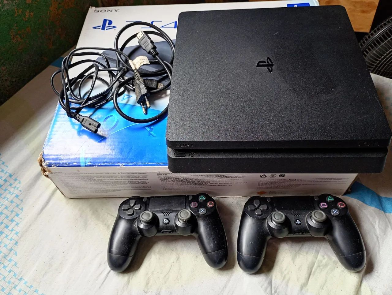 PlayStation 4 slim - Foto 2
