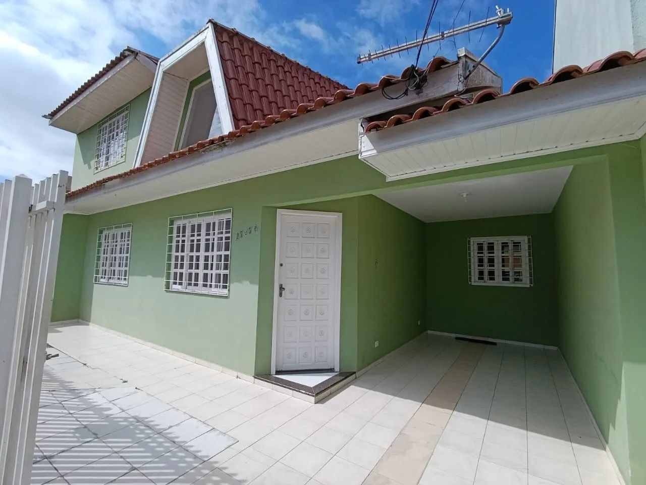 LOCACAO DE SOBRADO NO CENTRO DE PINHAIS - Foto 2