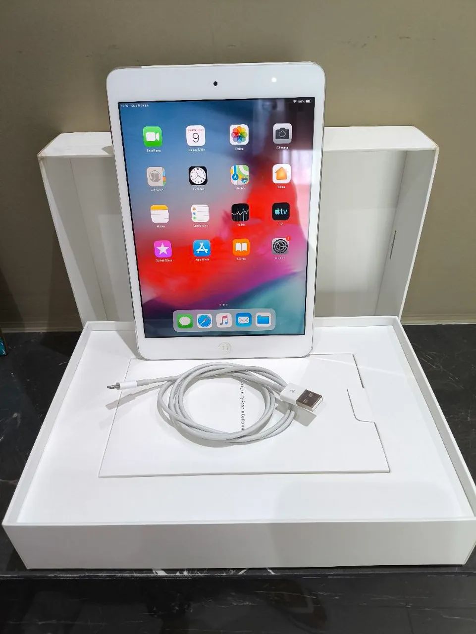 iPad mini 2 - wi-fi + 4G - Tela de Retina 7.9 - excelente 