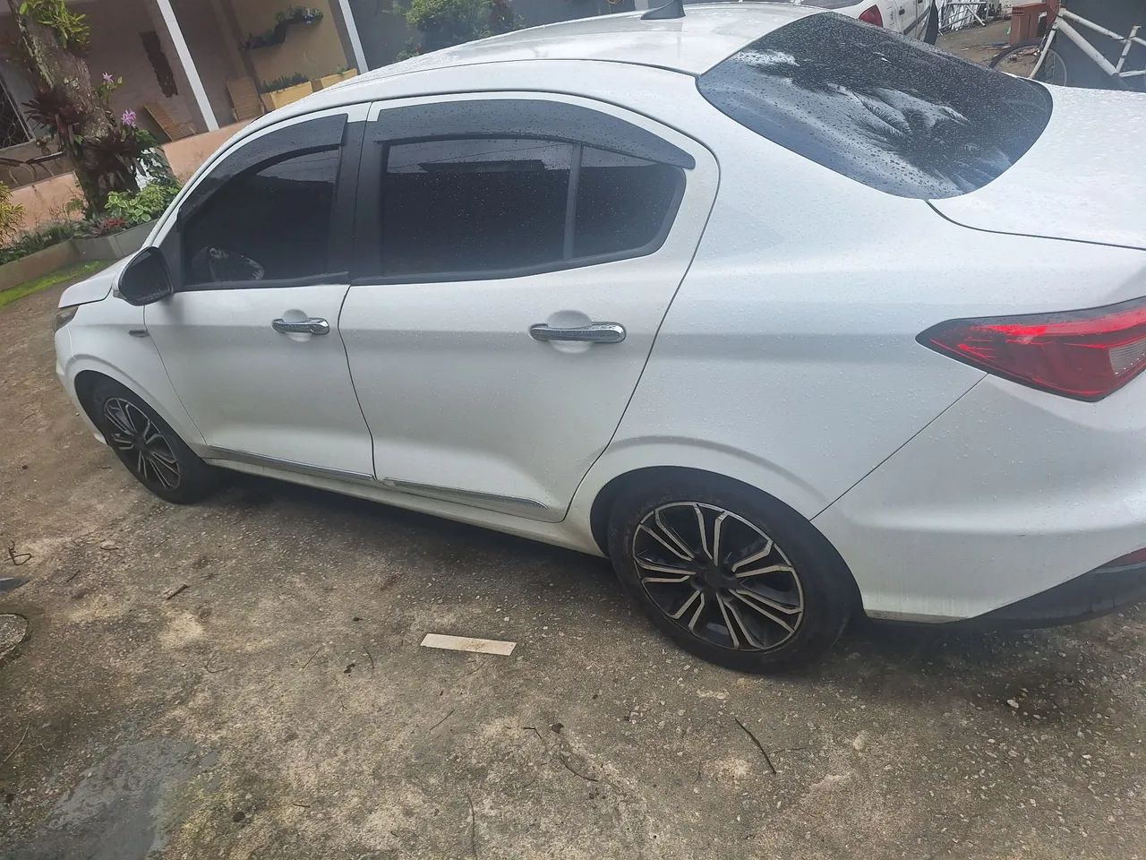 Fiat Cronos Precision 1.8 16V Flex Aut. 2020 - Foto 4