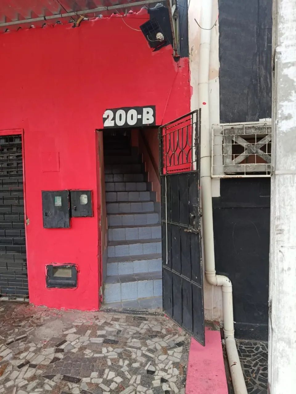 ALUGO APARTAMENTO E PONTO COMERCIAL 