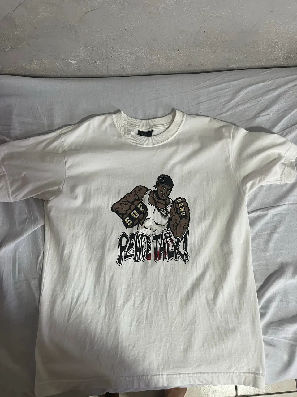 Camiseta sufgang branca peacetalk