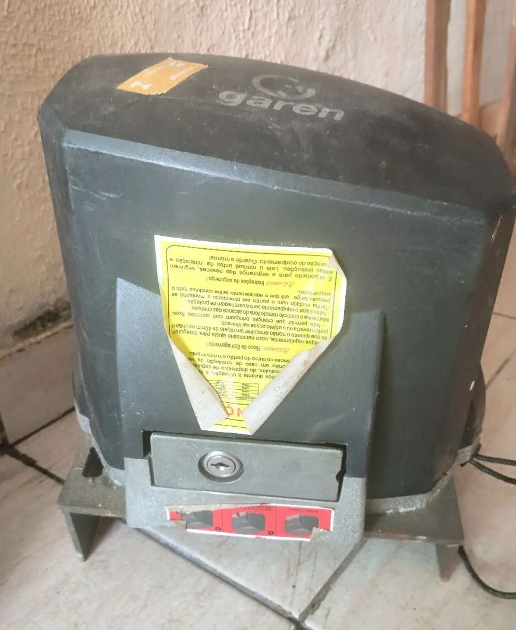 Porta blindada  com motor e Grades de proteção para comércio  - Foto 5