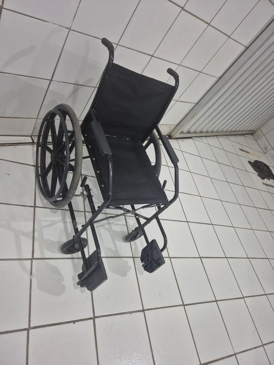 Cadeira de rodas - Foto 4